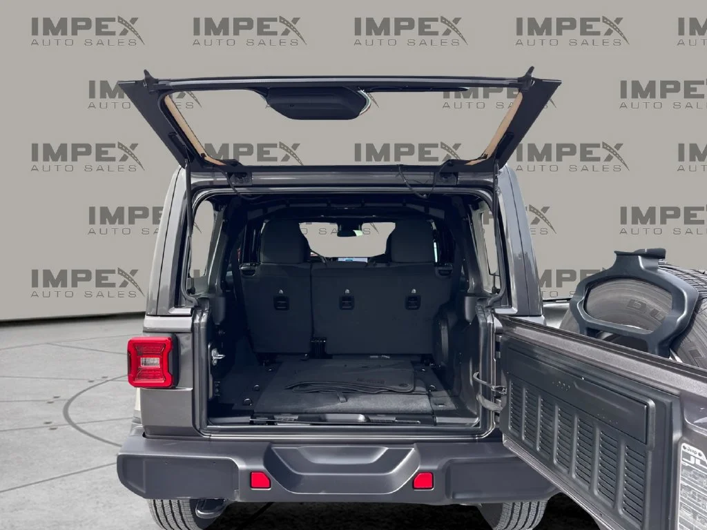 Used 2026 Gray Jeep Sahara image 26