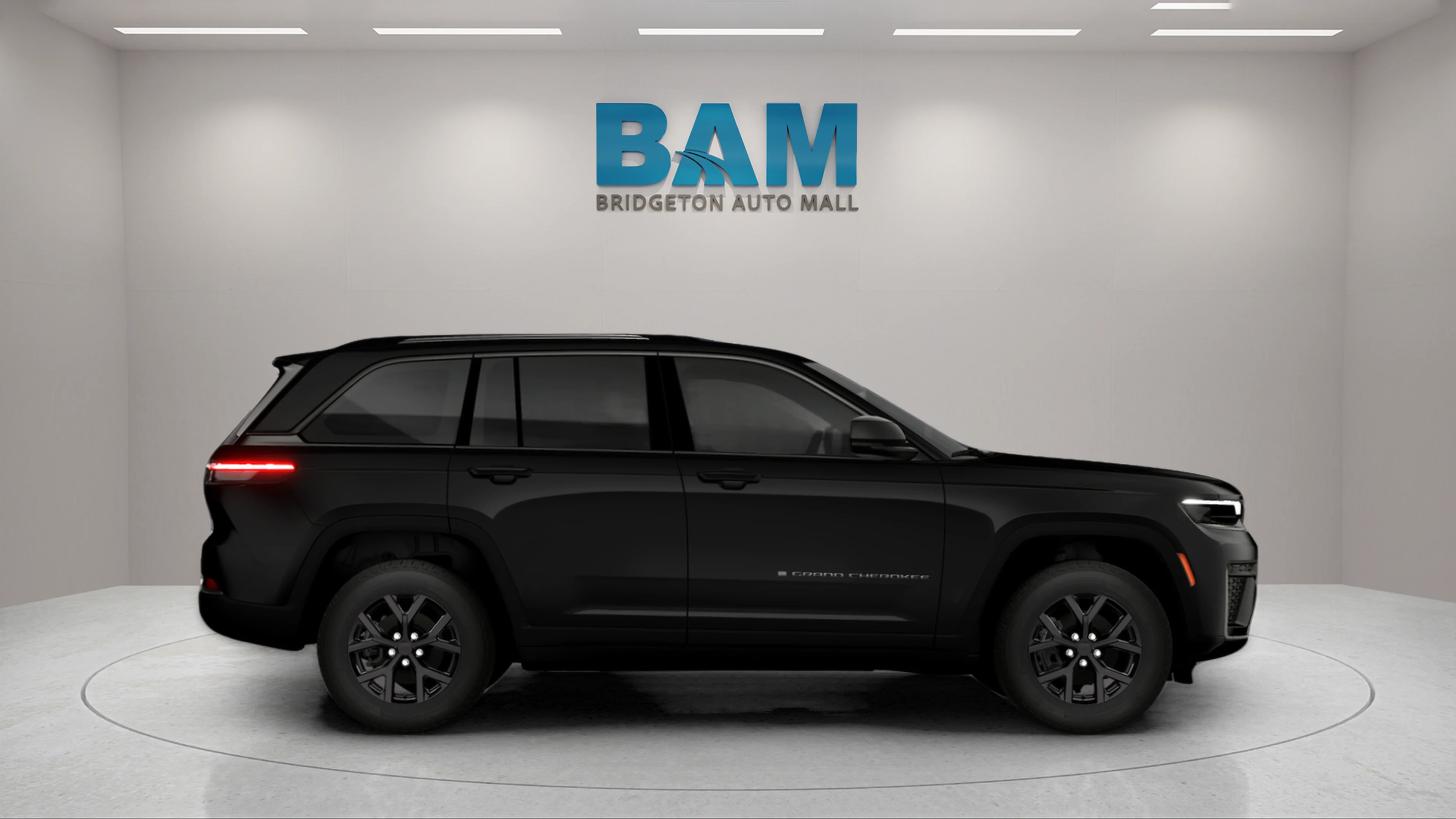 New 2026 Diamond Black Crystal Pearlcoat Jeep Laredo Altitude image 3