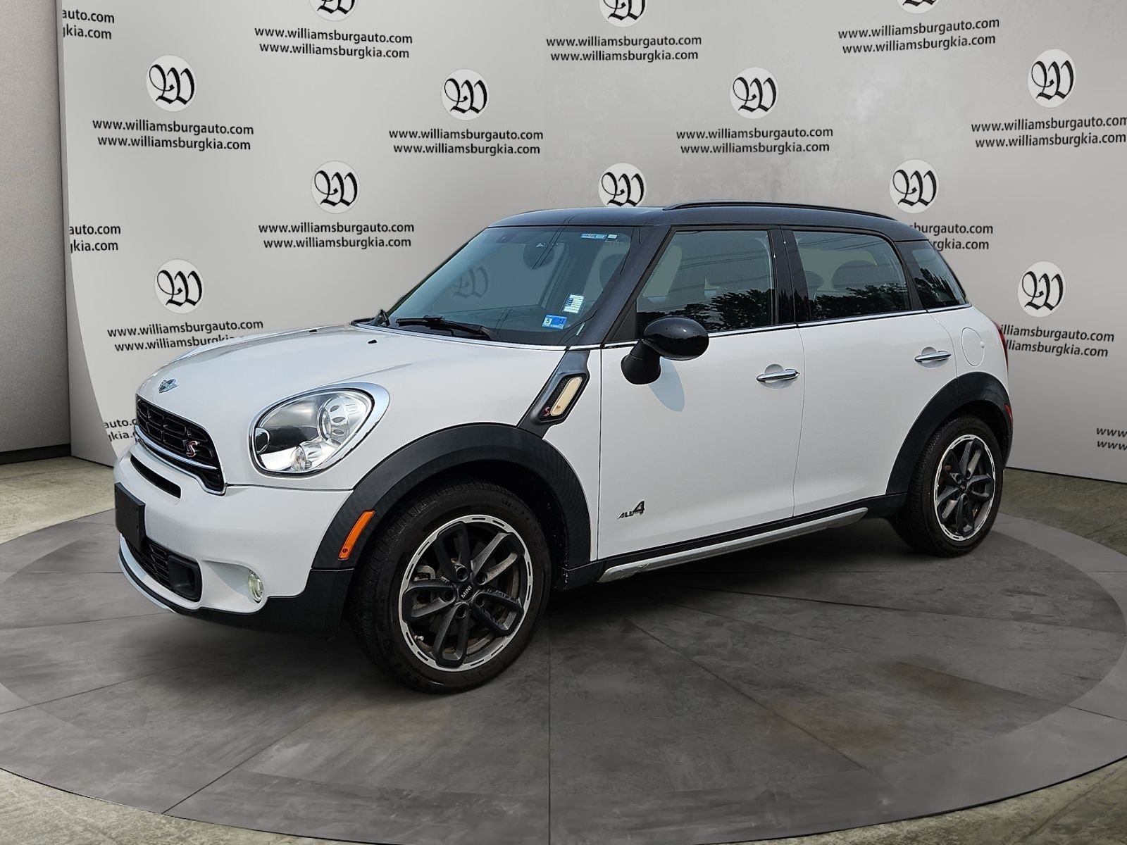 Used 2015 White MINI Base image 1