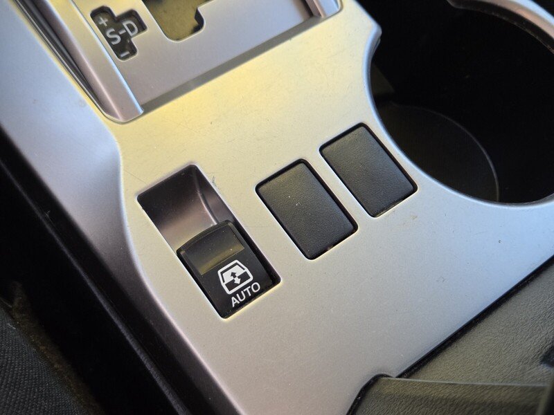 Used 2021 White Toyota SR5 image 32