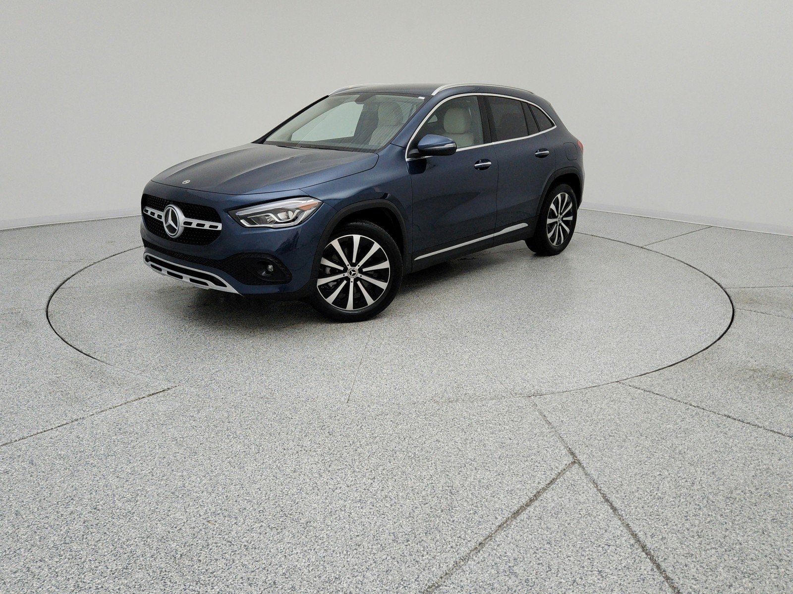 Used 2023 Denim Blue Metallic Mercedes-Benz GLA 250 image 1