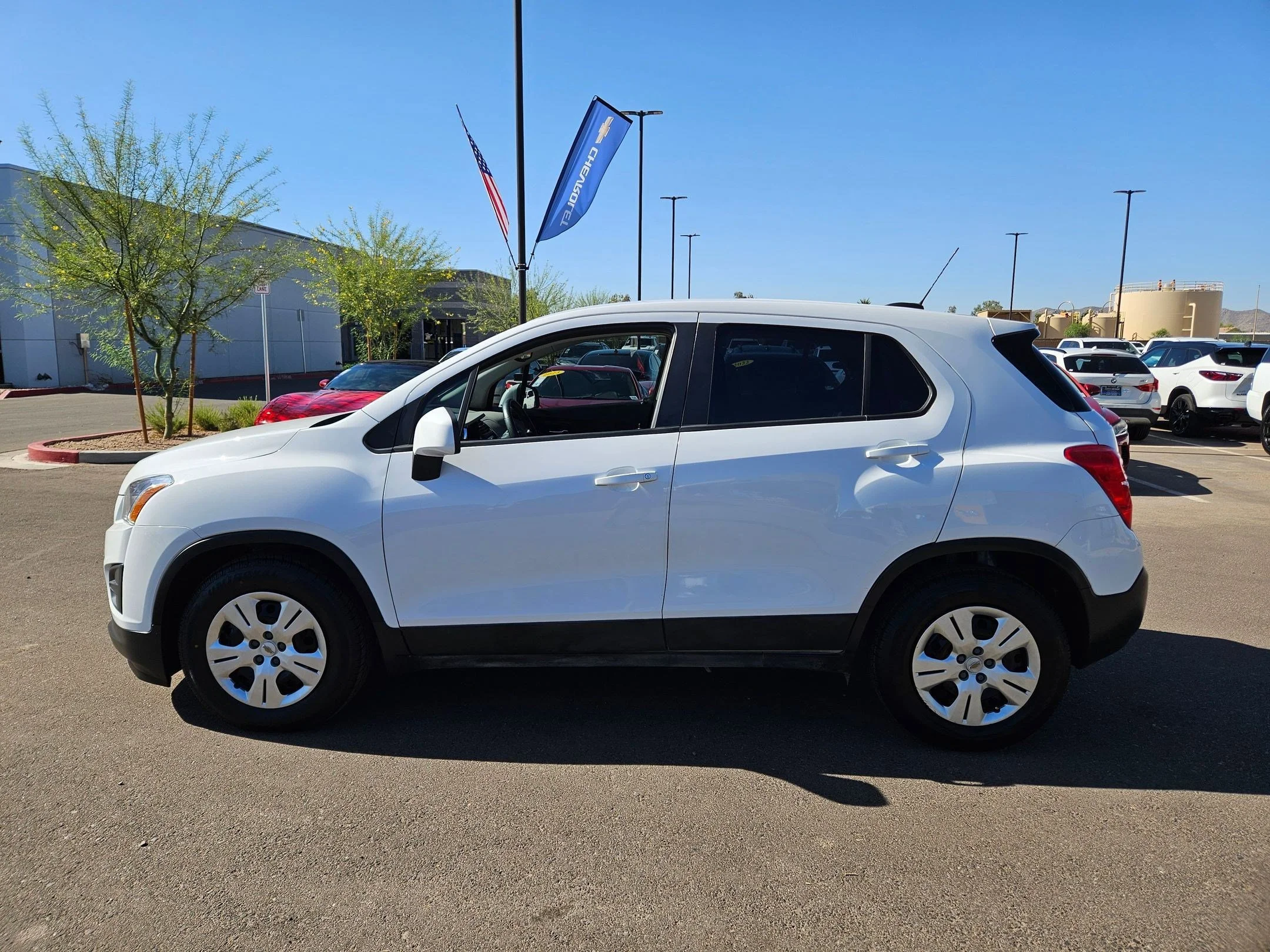 Used 2016 Chevrolet Trax LS with VIN 3GNCJKSB3GL262474 for sale in Casa Grande, AZ