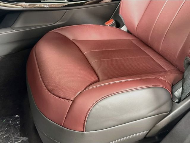 New 2026 Borasco Grey Land Rover Dynamic SE image 22