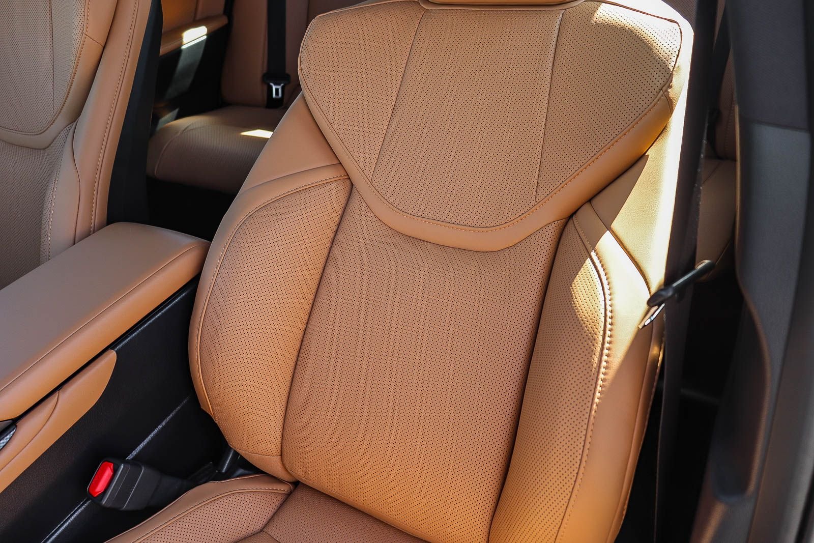 New 2026 Caviar Lexus ES 500e PREMIUM AWD image 32