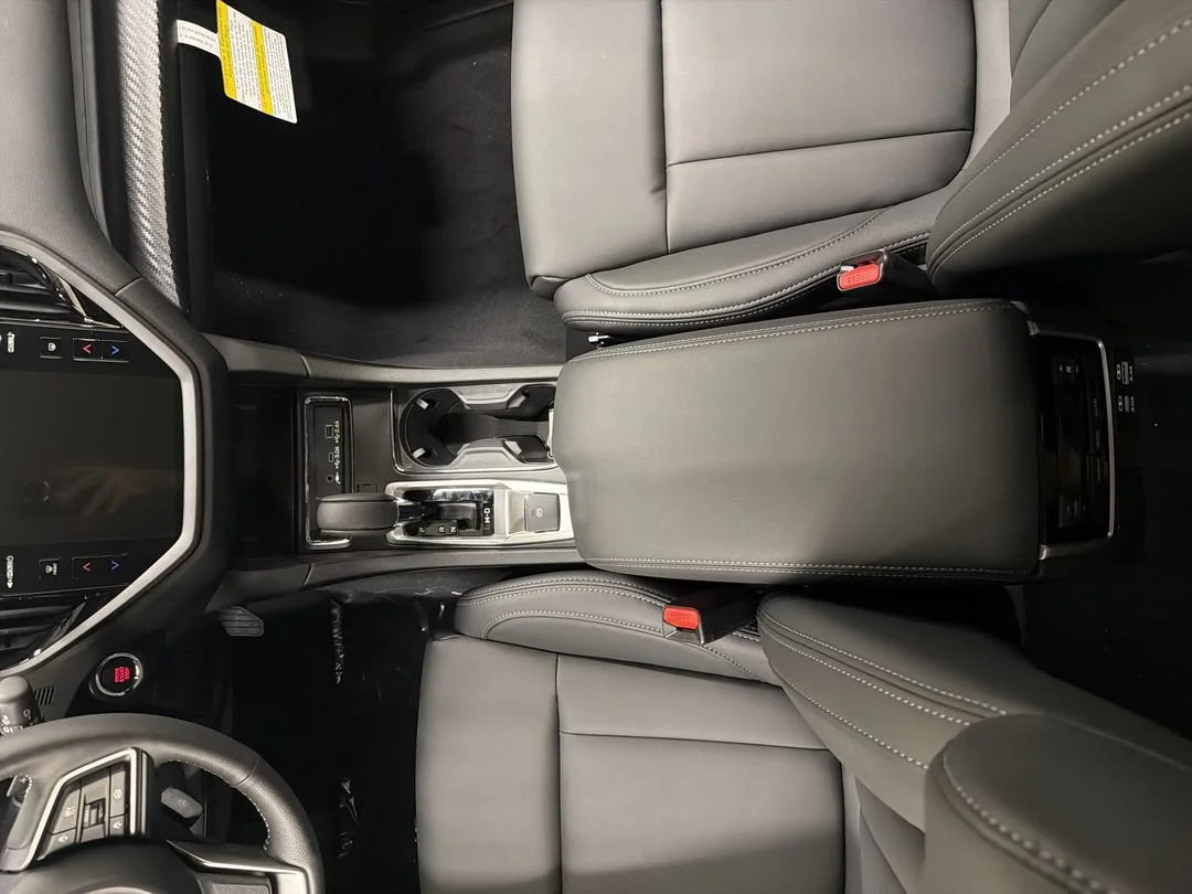 New 2026 Crystal White Pearl Subaru Premium image 22