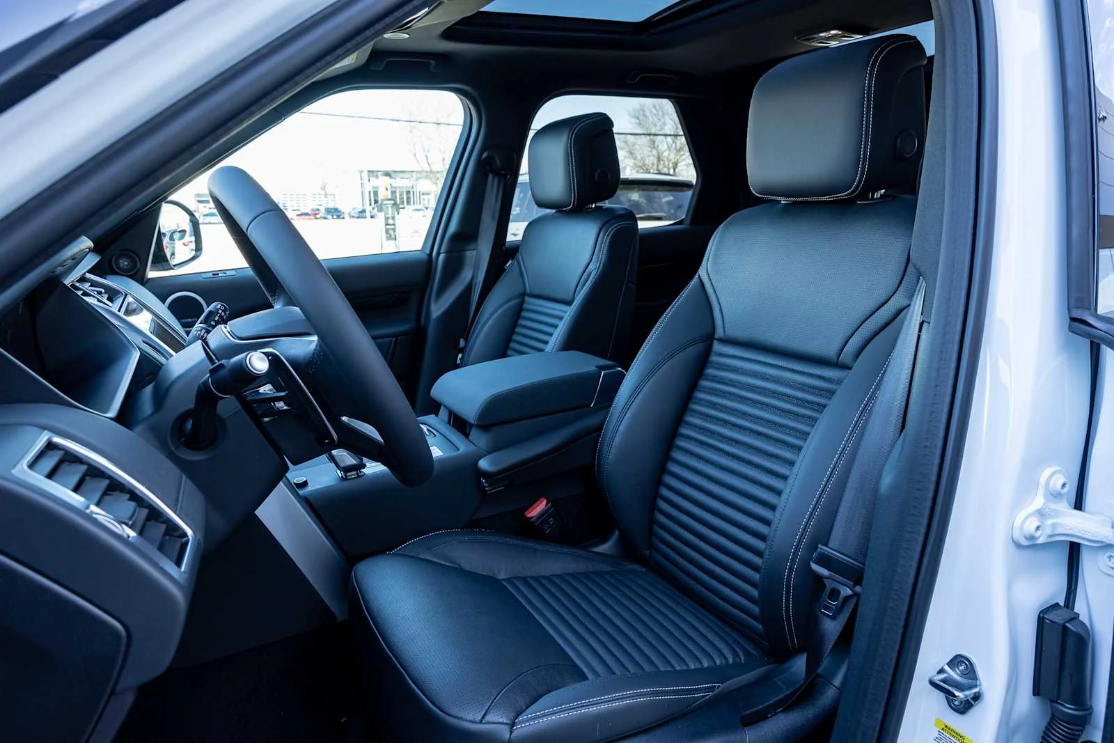 2026 Land Rover Discovery S - Photo 30