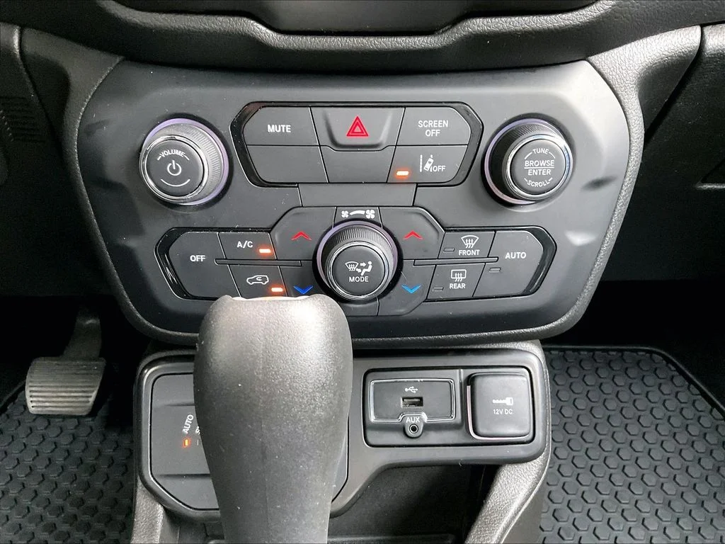 Used 2022 Sting-Gray Clearcoat Jeep Sport image 25