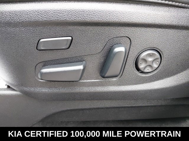 Used 2025 Black Kia SX X-Line image 22