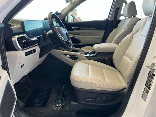 Certified Used 2024 Glacial White Pearl Kia S image 36