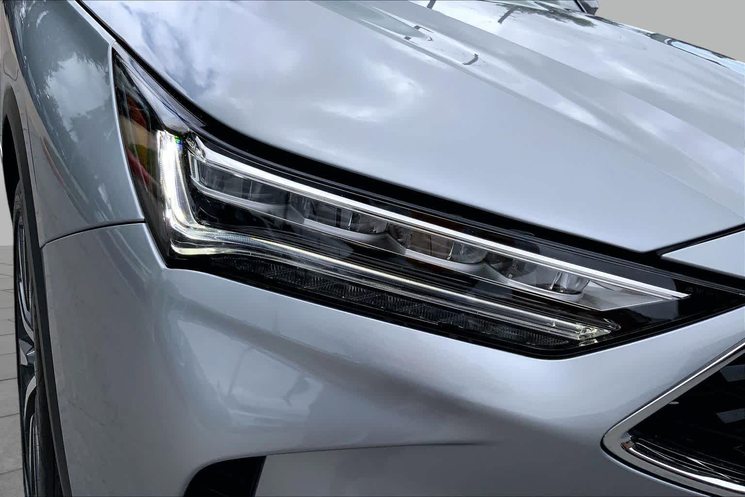 Used 2026 Solar Silver Metallic Acura w/Technology Package image 28