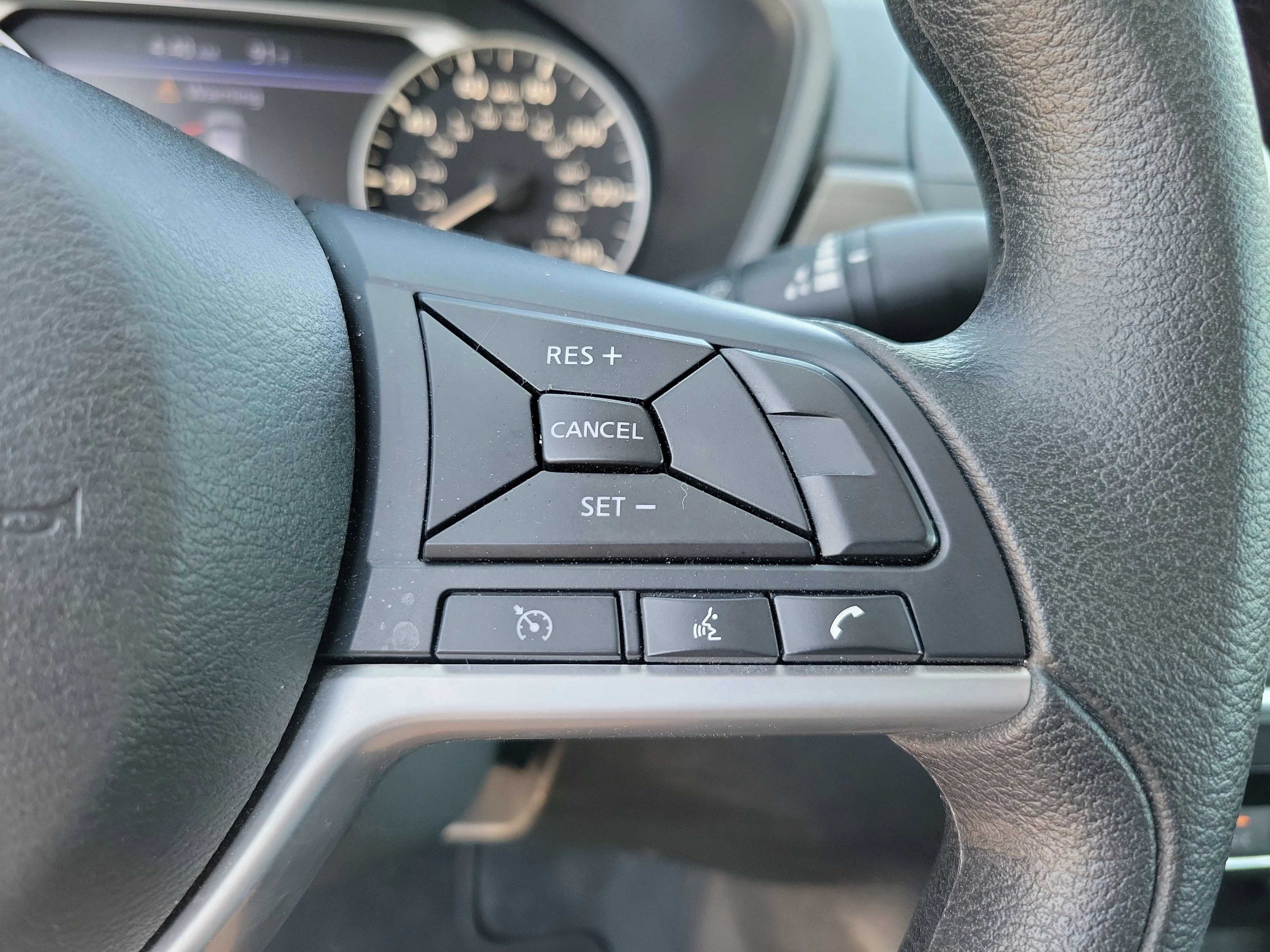 2025 Nissan Altima SV - Photo 17