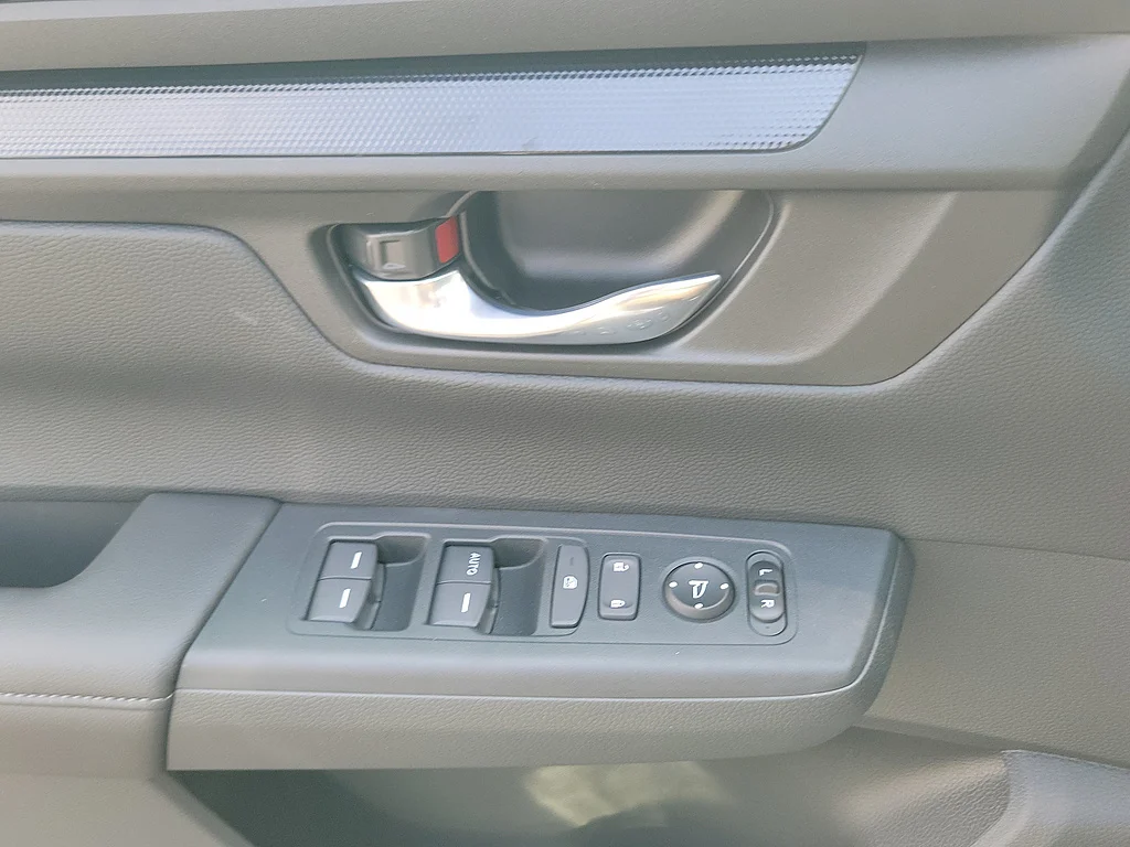 New 2026 Solar Silver Metallic Honda LX image 12