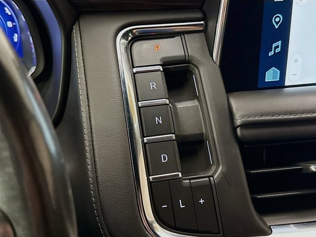 Used 2022 Black Chevrolet LT image 18