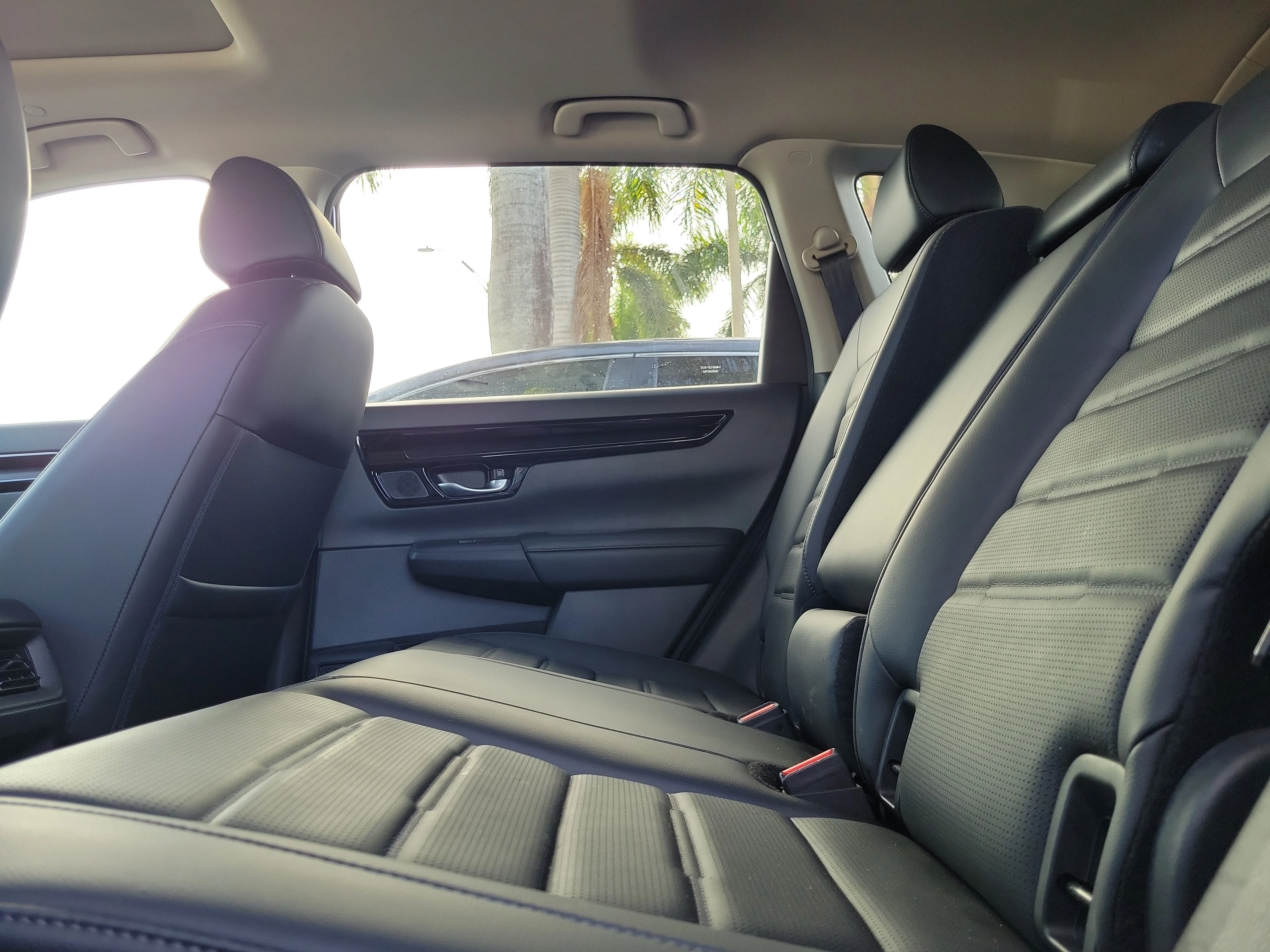 Used 2024 Blue Honda EX-L image 11