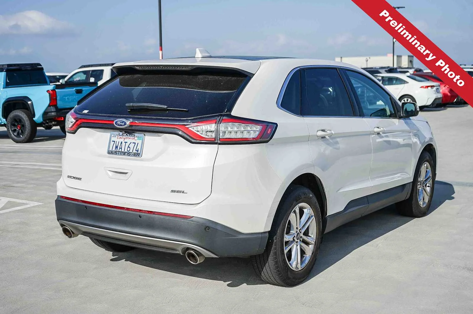 Used 2016 White Platinum Metallic Tri-Coat Ford SEL image 6