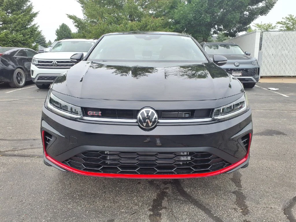 New 2026 Deep Black Pearl Volkswagen 2.0T Autobahn image 6
