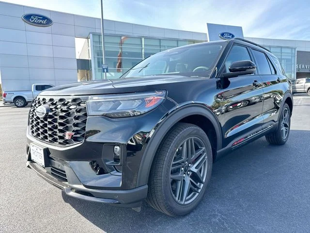 2026 Ford Explorer ST's photo