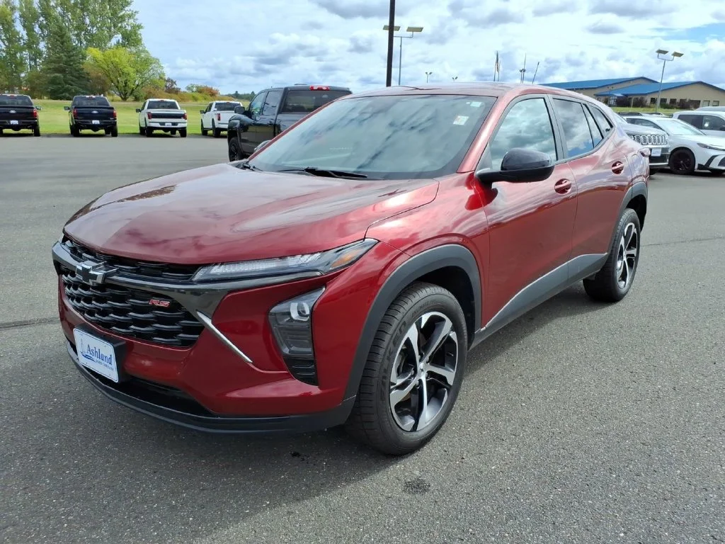 Used 2024 Crimson Chevrolet 1RS image 3