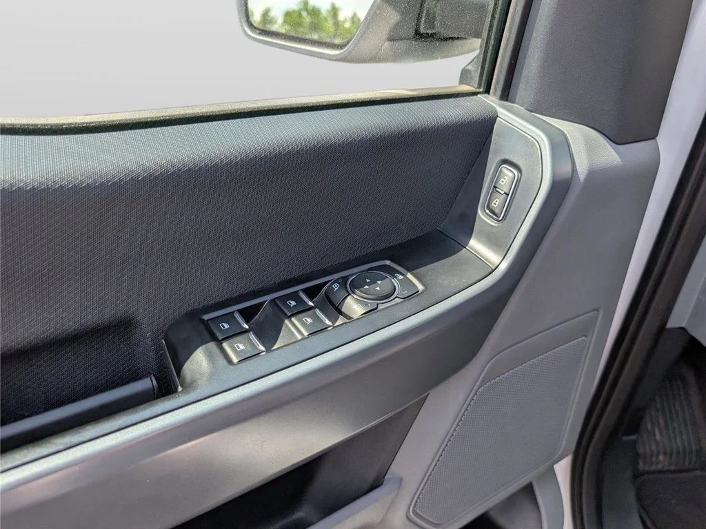 2023 Ford F-150 XLT - Photo 17