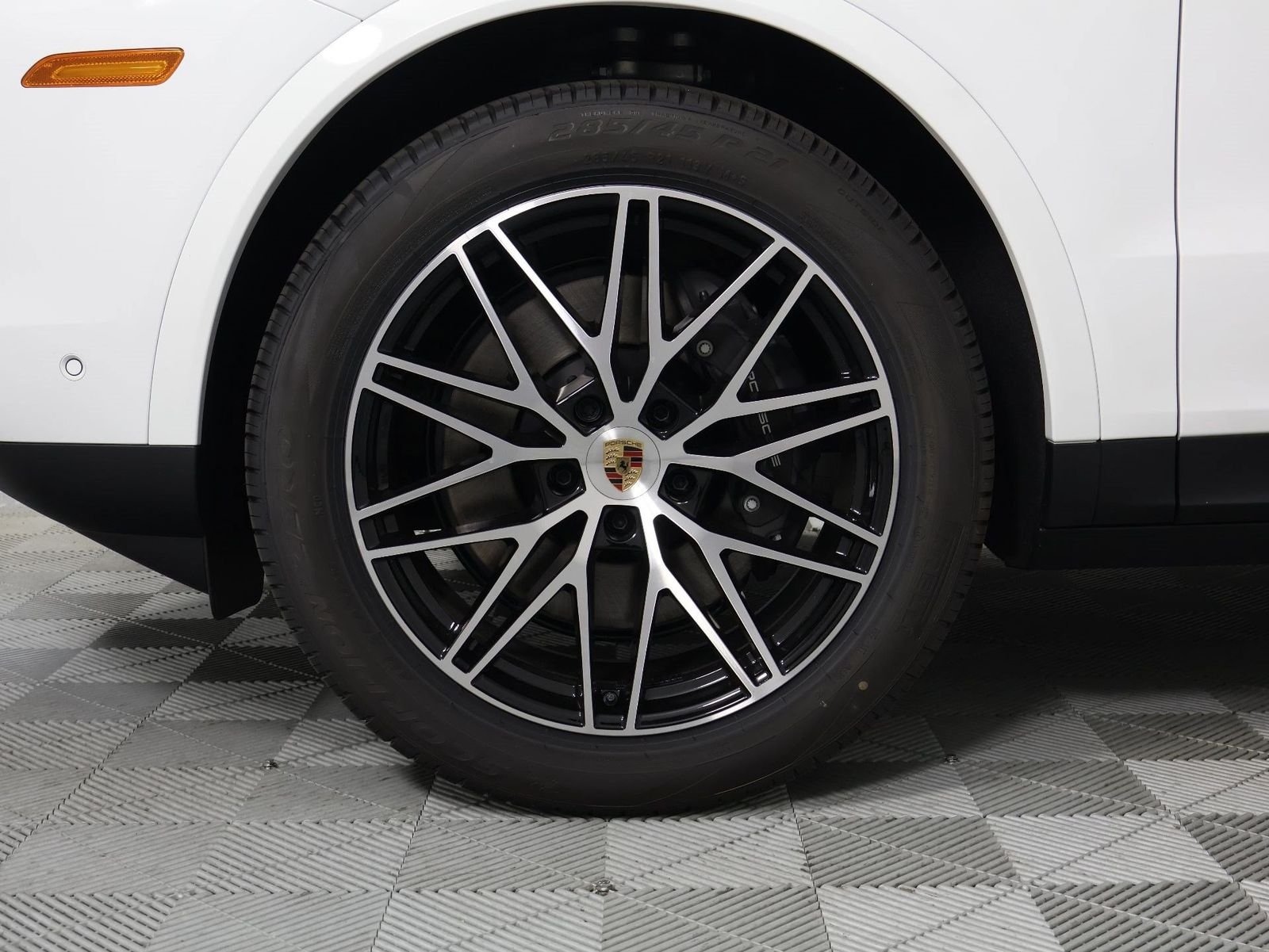 New 2026 White Porsche Coupe image 17