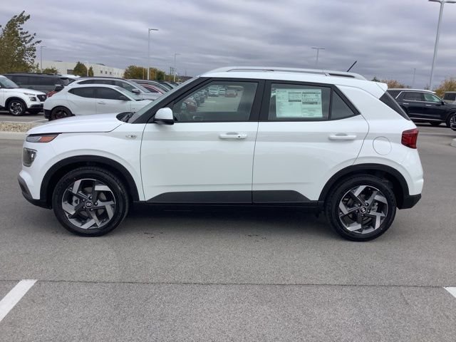 New 2026 Lunar Hyundai SEL image 1