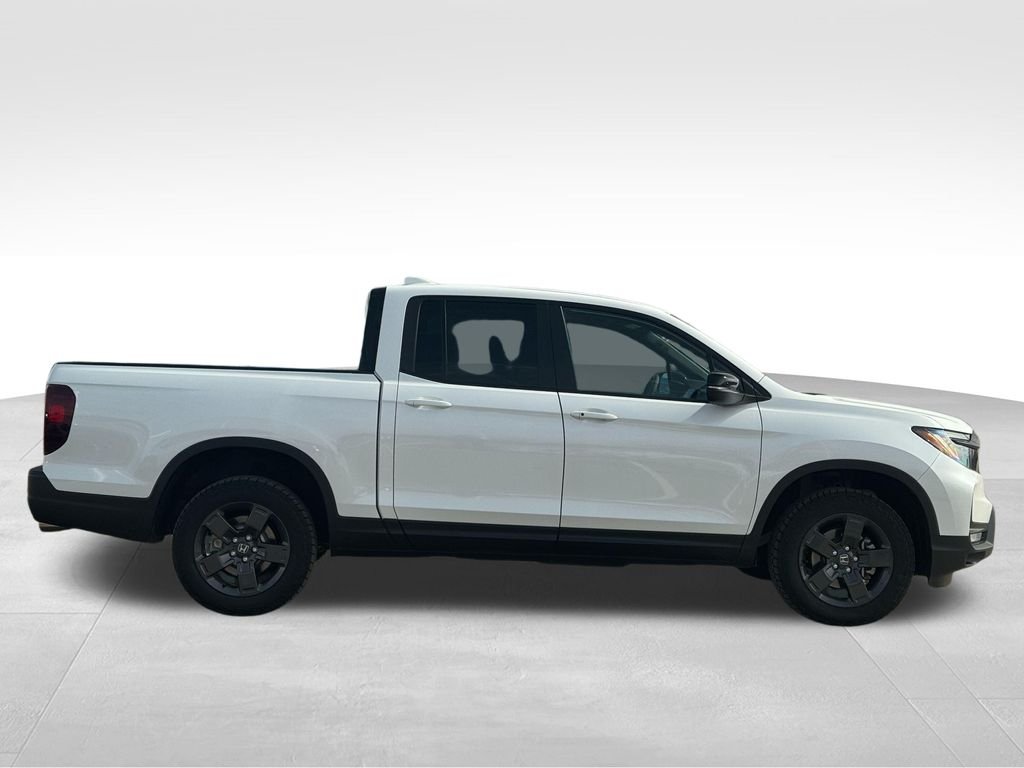 Certified Used 2026 Platinum White Pearl Honda TrailSport image 20