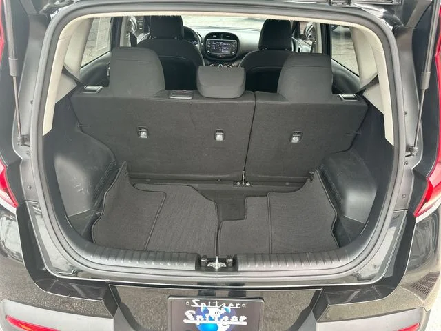 Used 2022 Black Kia LX image 21