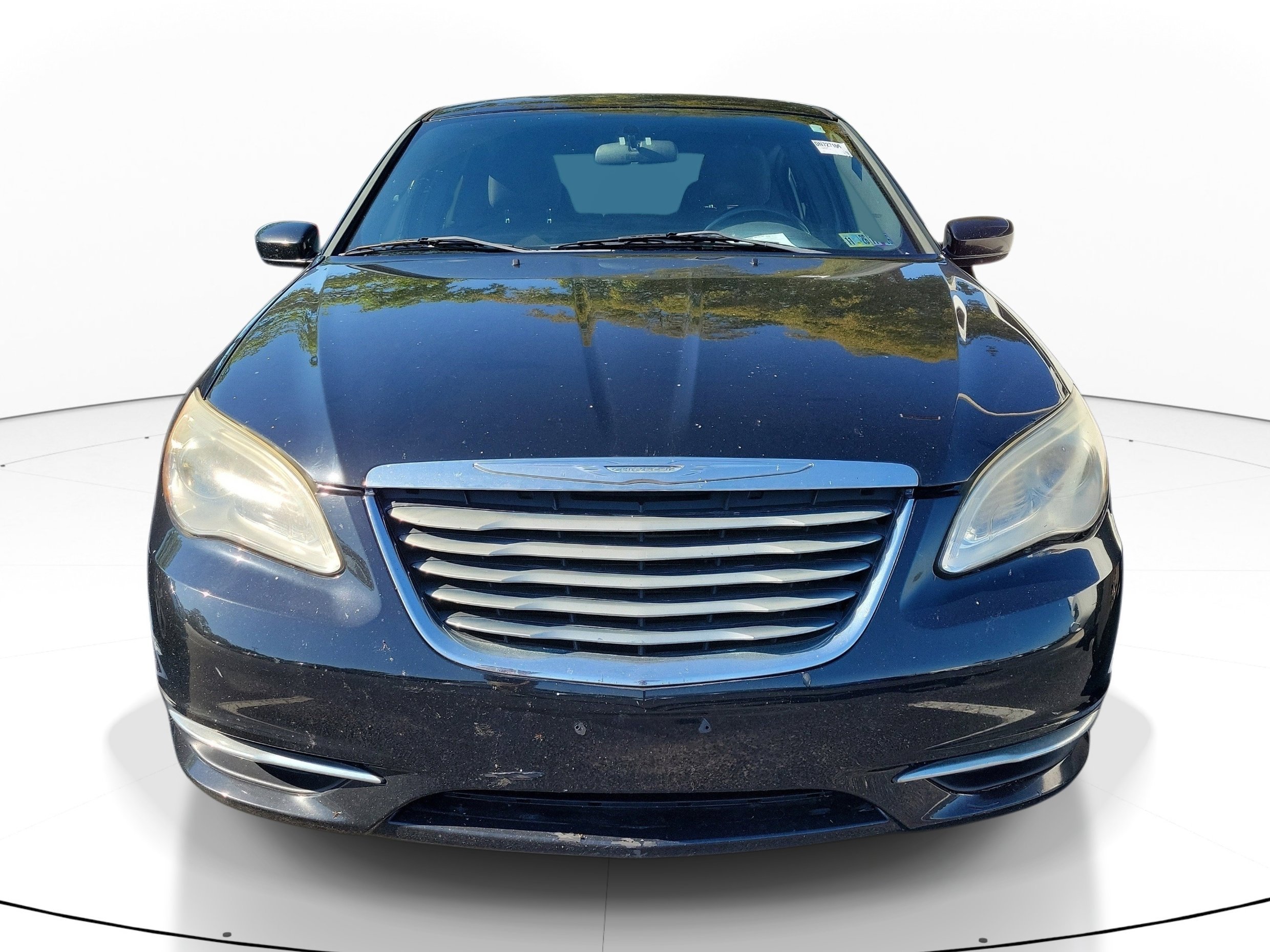 2013 Chrysler 200 Touring's photo