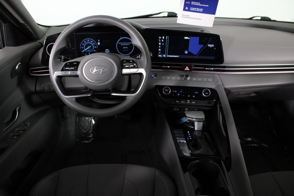 Certified Used 2024 Red Hyundai Blue image 8