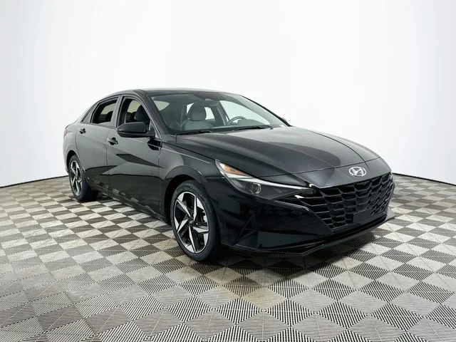 Certified Pre-Owned 2023 Hyundai Elantra SEL