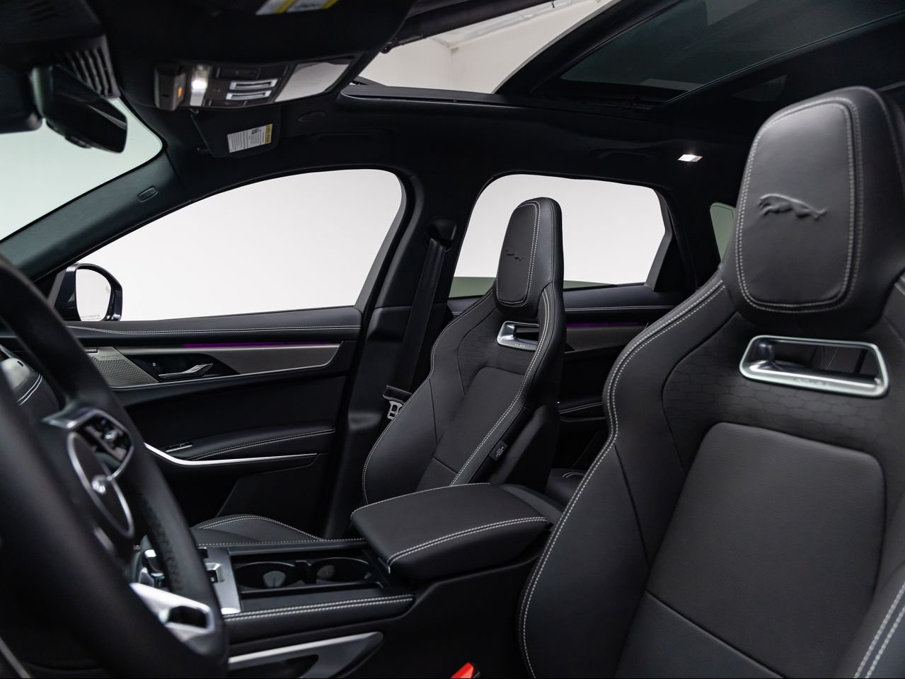 2026 Jaguar F-Pace R-Dynamic S - Photo 15