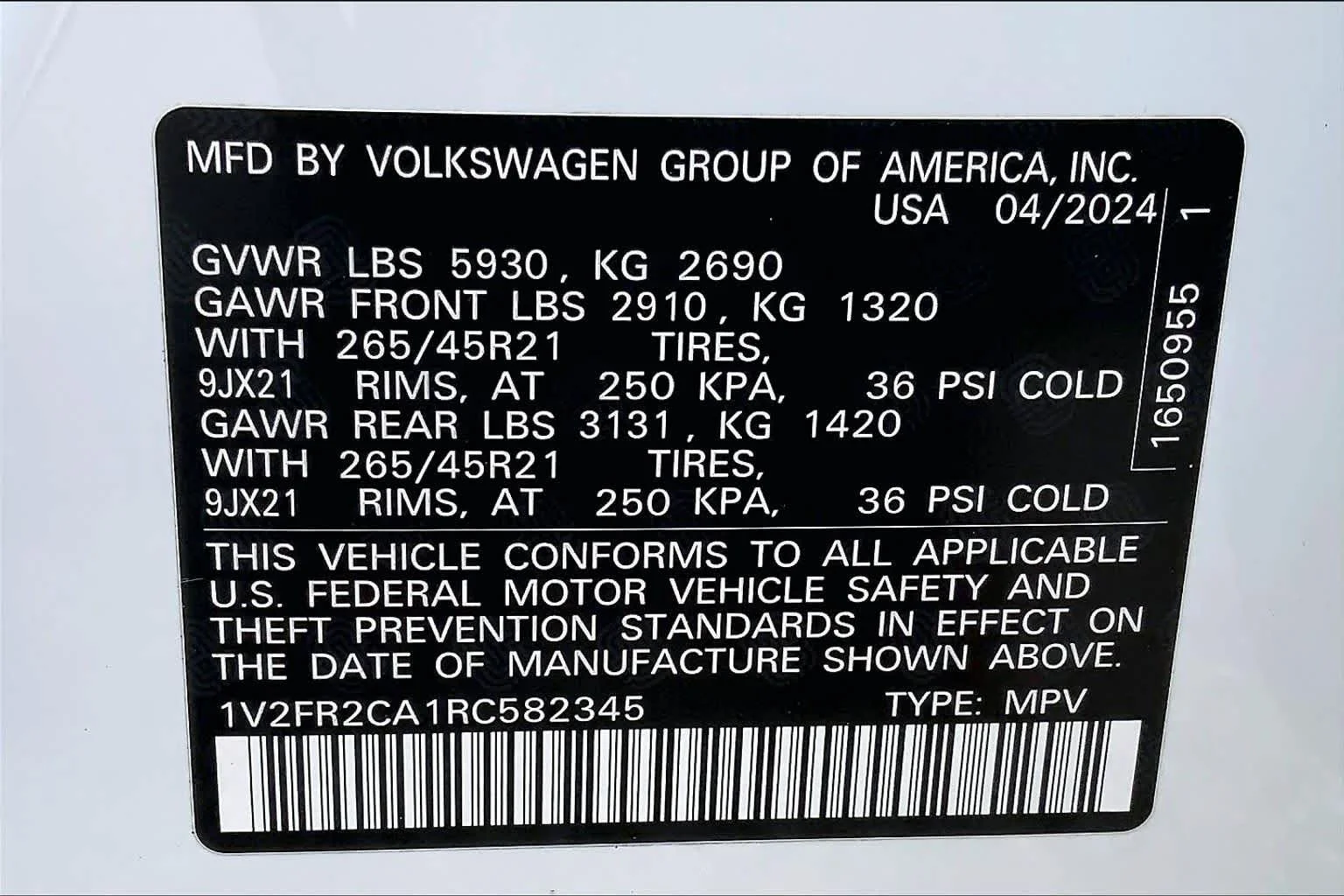 Used 2024 Opal White Pearl Volkswagen 2.0T SEL Premium R-Line image 37