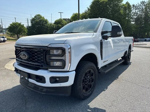 New 2026 Oxford White Ford Lariat image 5