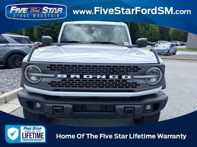 New 2026 Oxford White Ford Badlands image 3