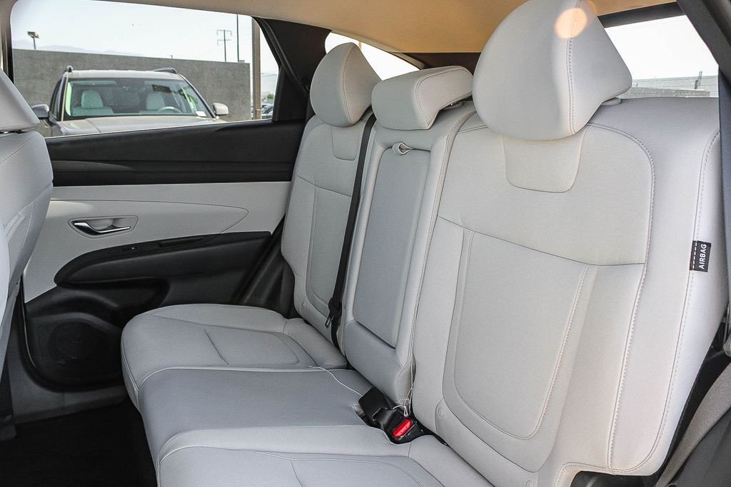 New 2026 White Hyundai SEL image 18