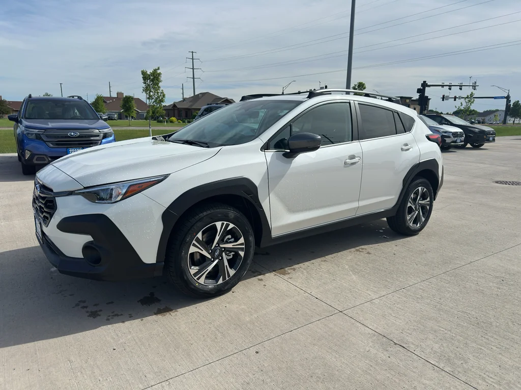 New 2026 CRYSTAL WHITE PEARL Subaru Premium image 2