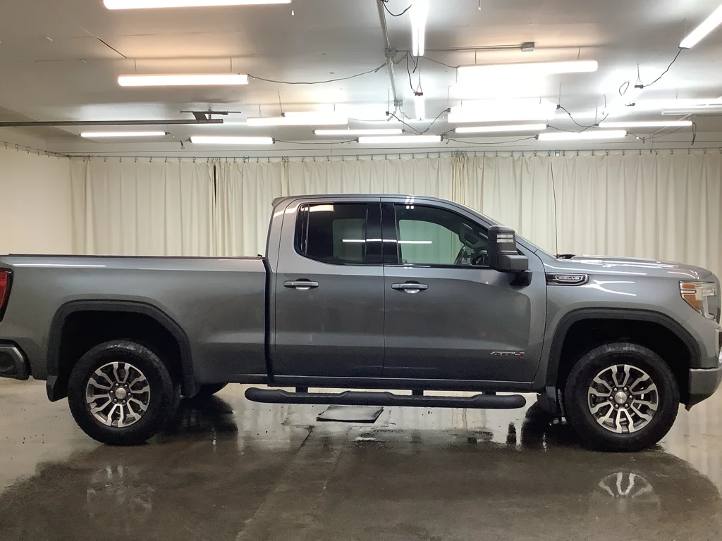 Used 2020 Satin Steel Metallic GMC AT4 image 5