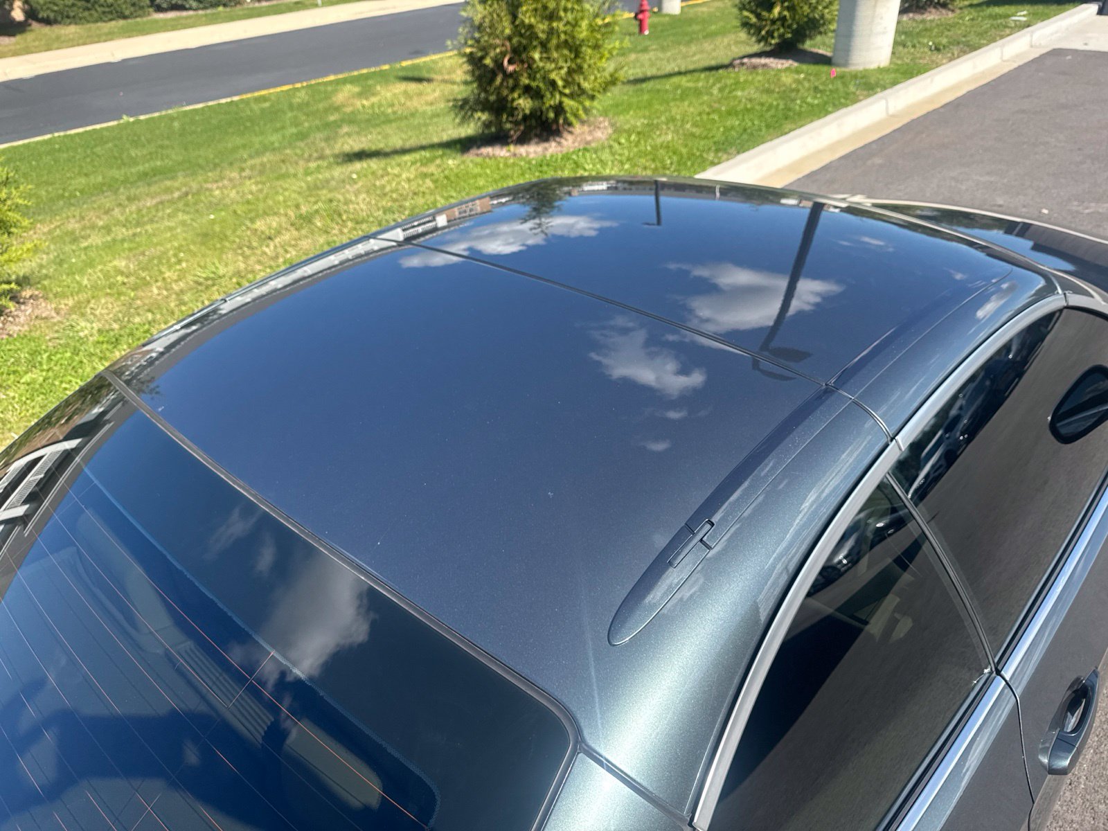 Used 2010 Green BMW 328i image 6