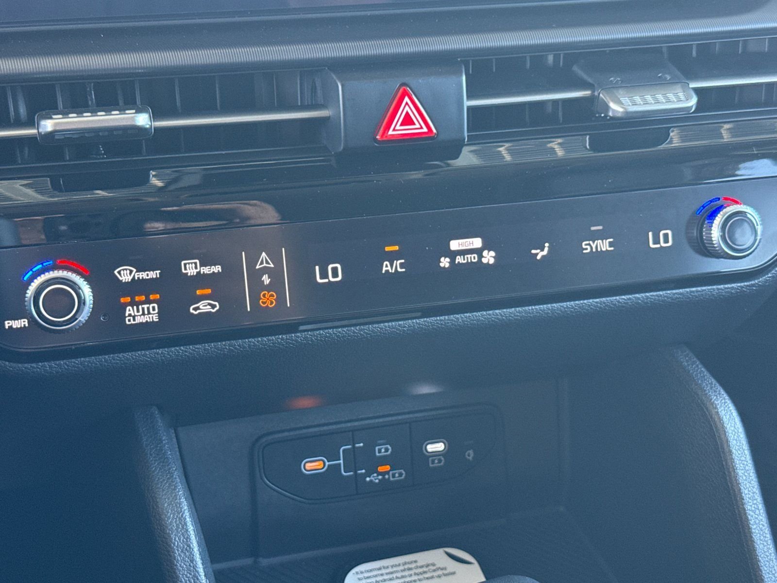 New 2026 Glacial White Pearl Kia EX image 22