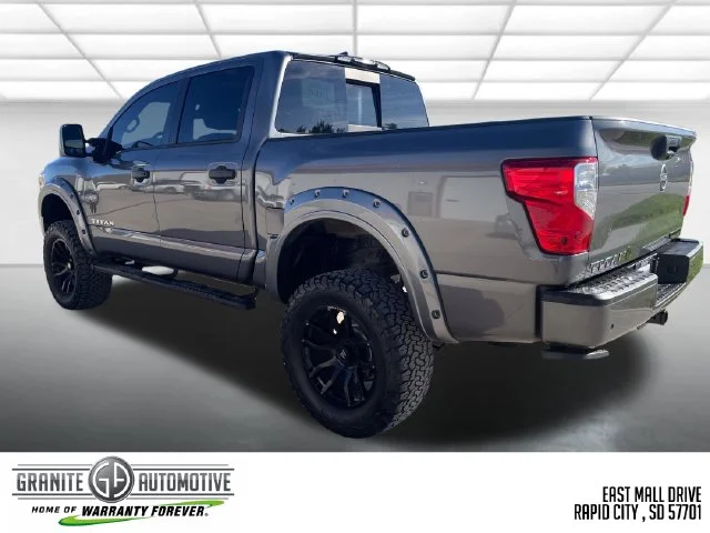 Used 2023 Gray Nissan SV image 4