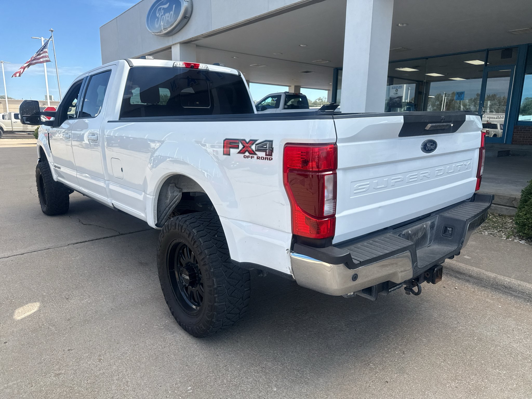 Used 2022 Oxford White Ford LARIAT image 8