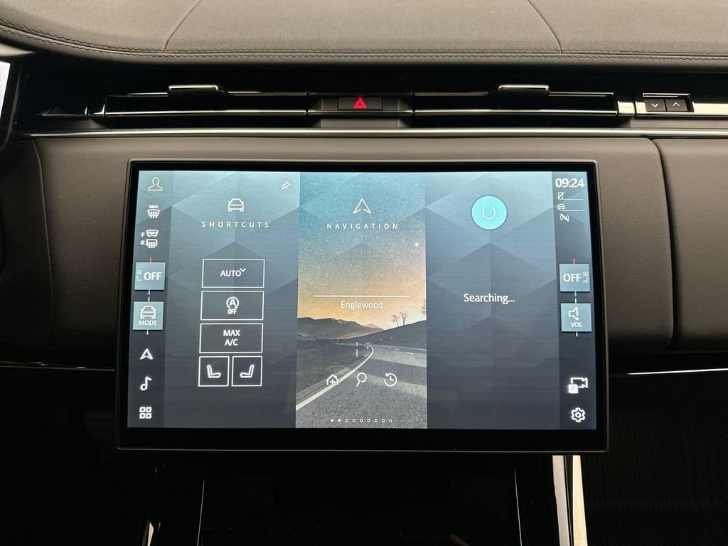 New 2026 Carpathian Grey Land Rover SE image 13