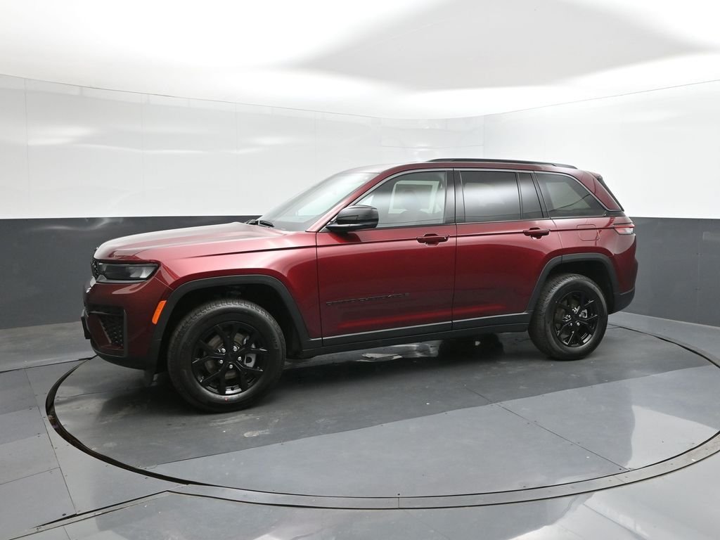 New 2026 Velvet Red Pearl-Coat Exterior Paint Jeep Altitude image 30