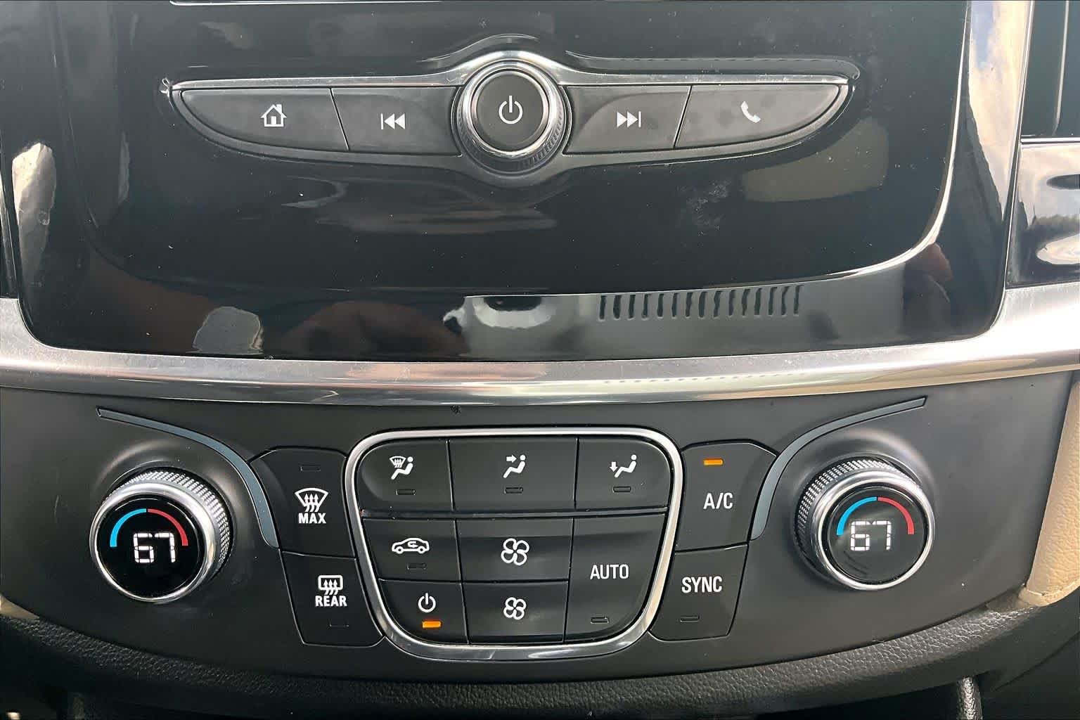 Used 2022 Northsky Blue Metallic Chevrolet LS image 34