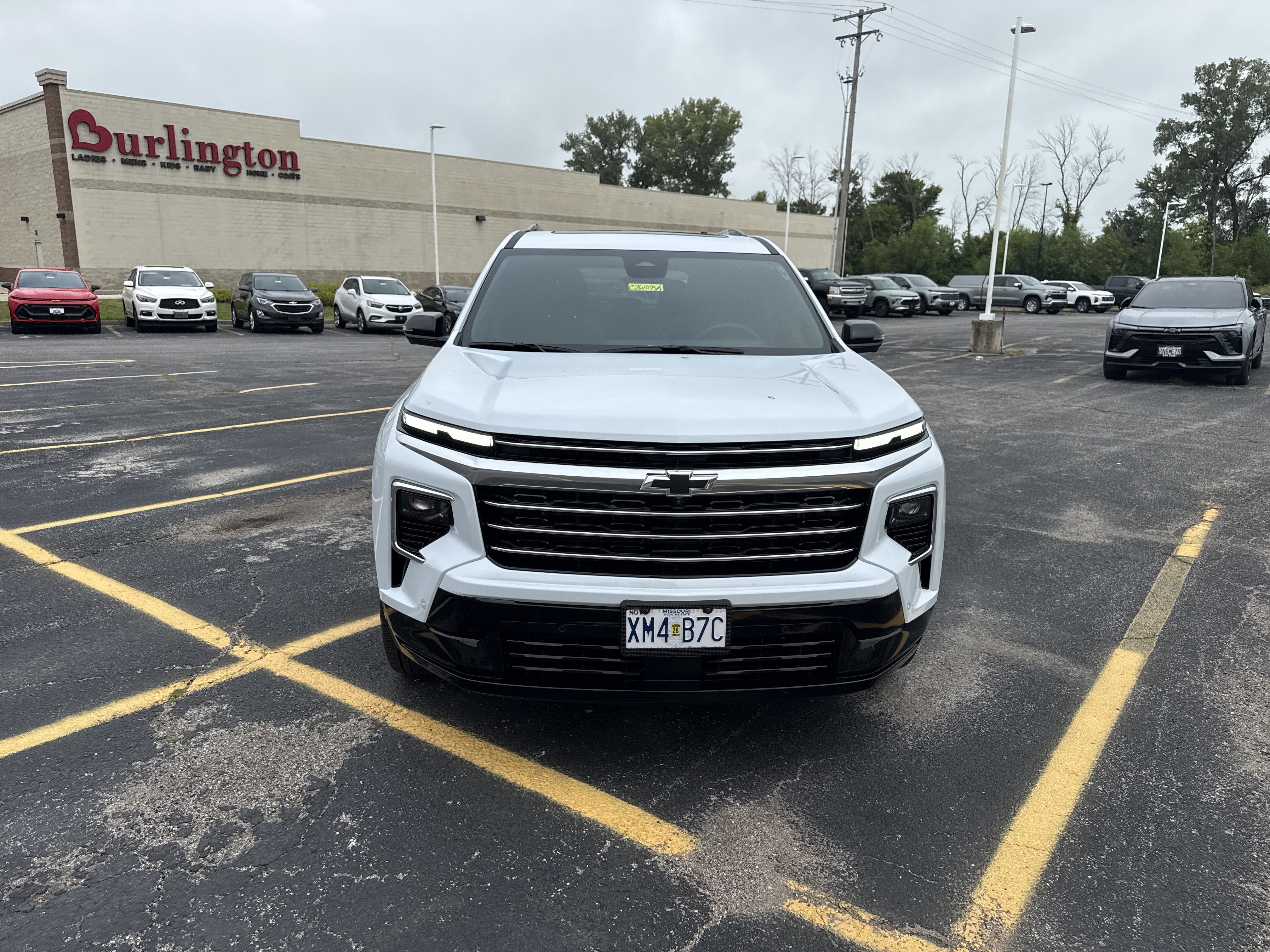 Used 2026 Polar White Tricoat Chevrolet High Country image 9