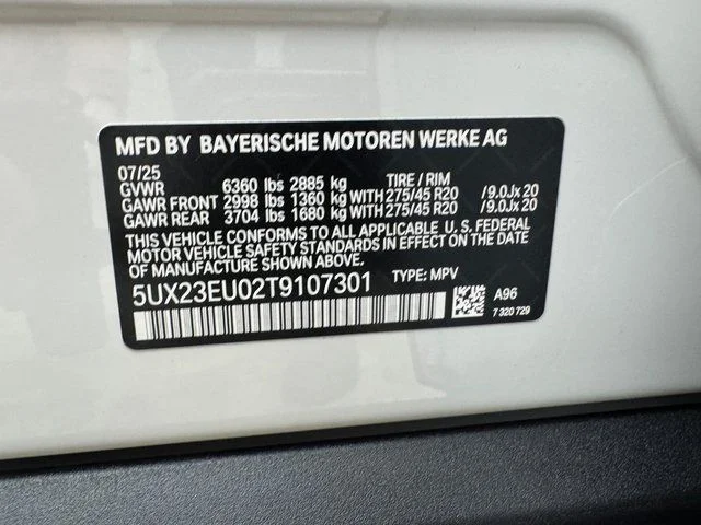 Used 2026 White BMW xDrive40i image 30