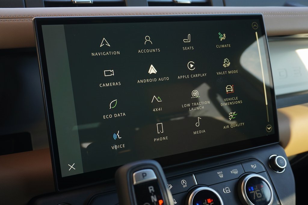 2026 LAND ROVER DEFENDER - Image 18