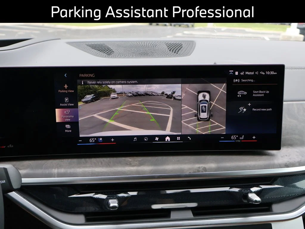 New 2026 White BMW xDrive40i image 27