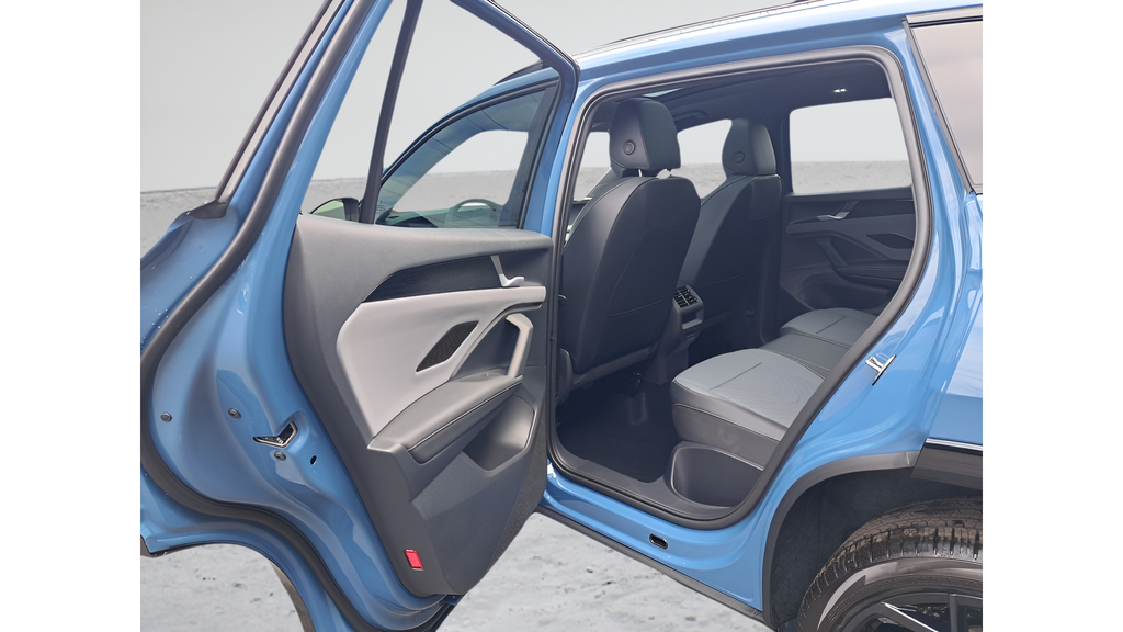 2025 Volkswagen Tiguan SE R-LINE BLACK - Photo 11
