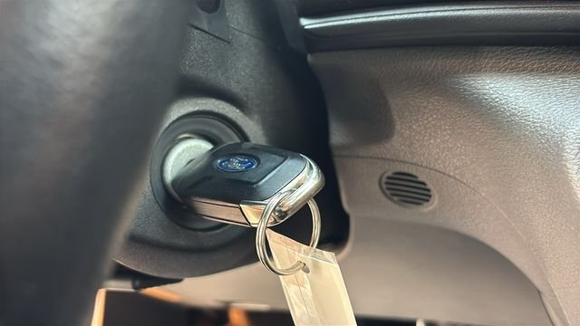 Used 2020 Oxford White Ford Base image 10